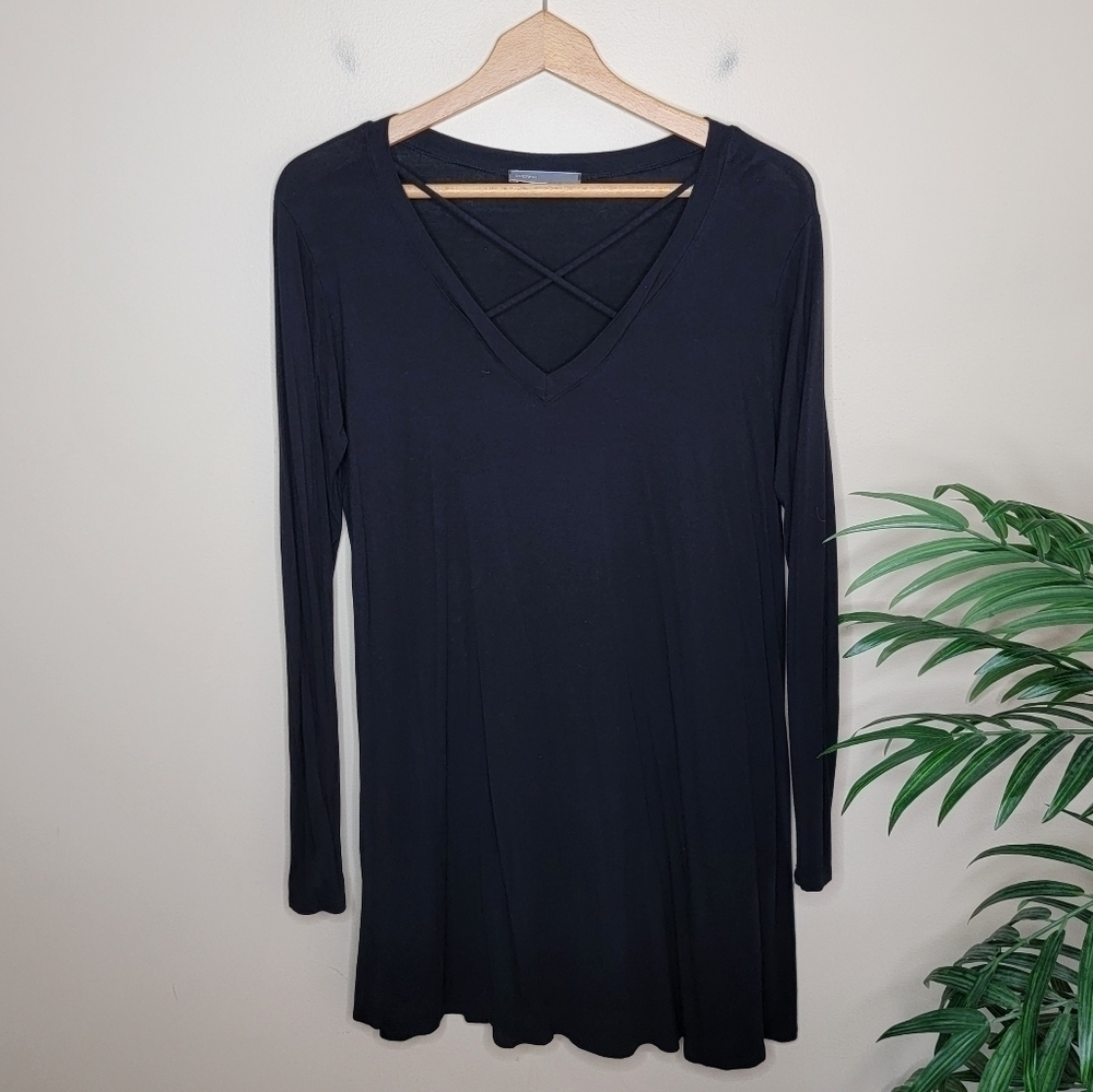 Cherish | Black Criss Cross Neckline Tunic Dress Size Medium
